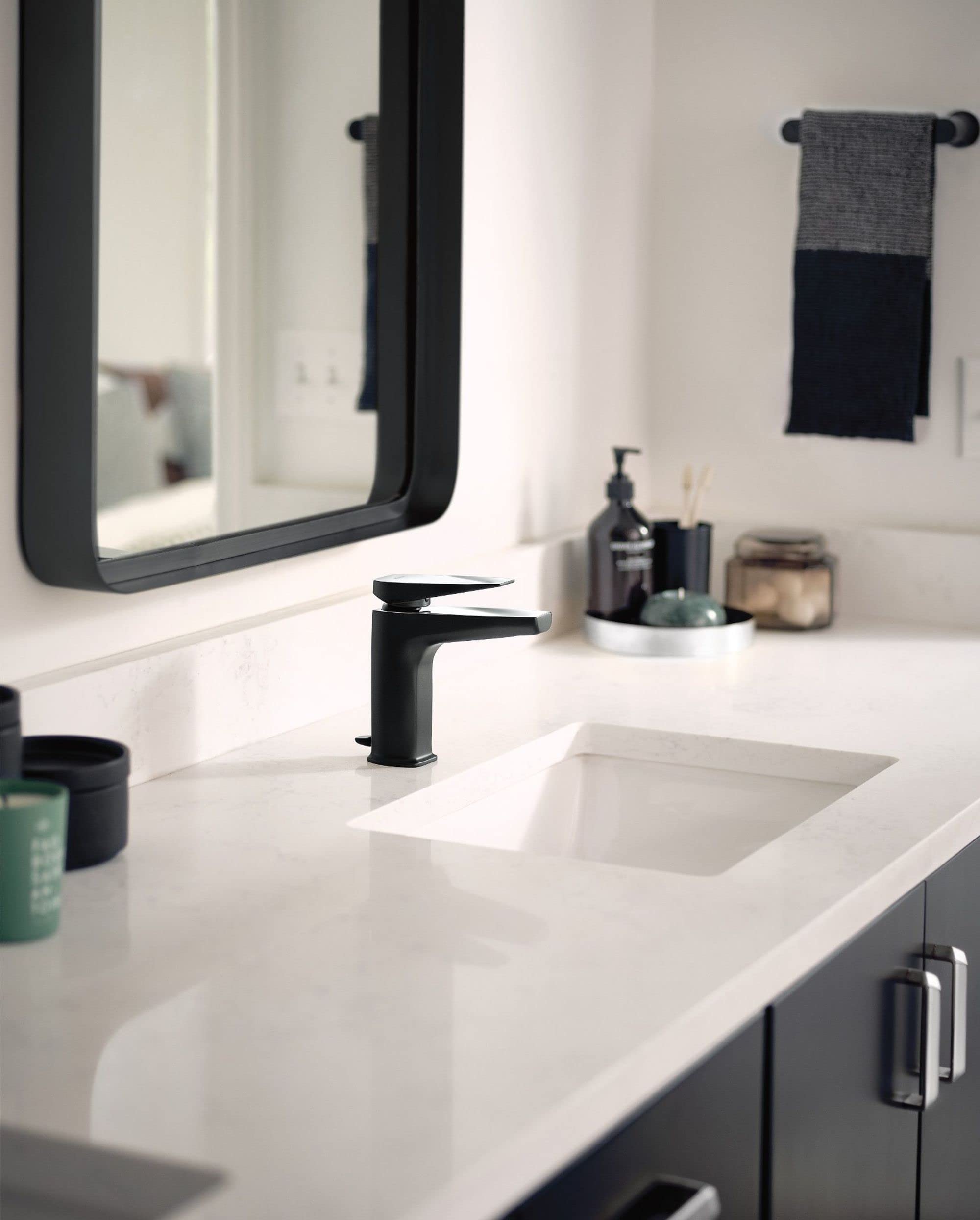 Moen Genta Matte Black Modern 6.8-Inch Length Hand-Towel Bar For Bathroom Or Kitchen, Bh3886Bl, 1 Count (Pack Of 1)